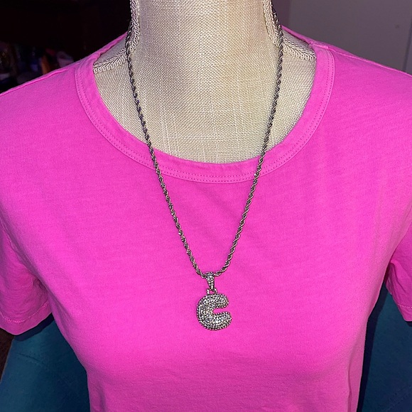 ☃️BOGO50%☃️🆕✨SILVER C✨BUBBLE LETTER INITIAL NECKLACE - Picture 7 of 13